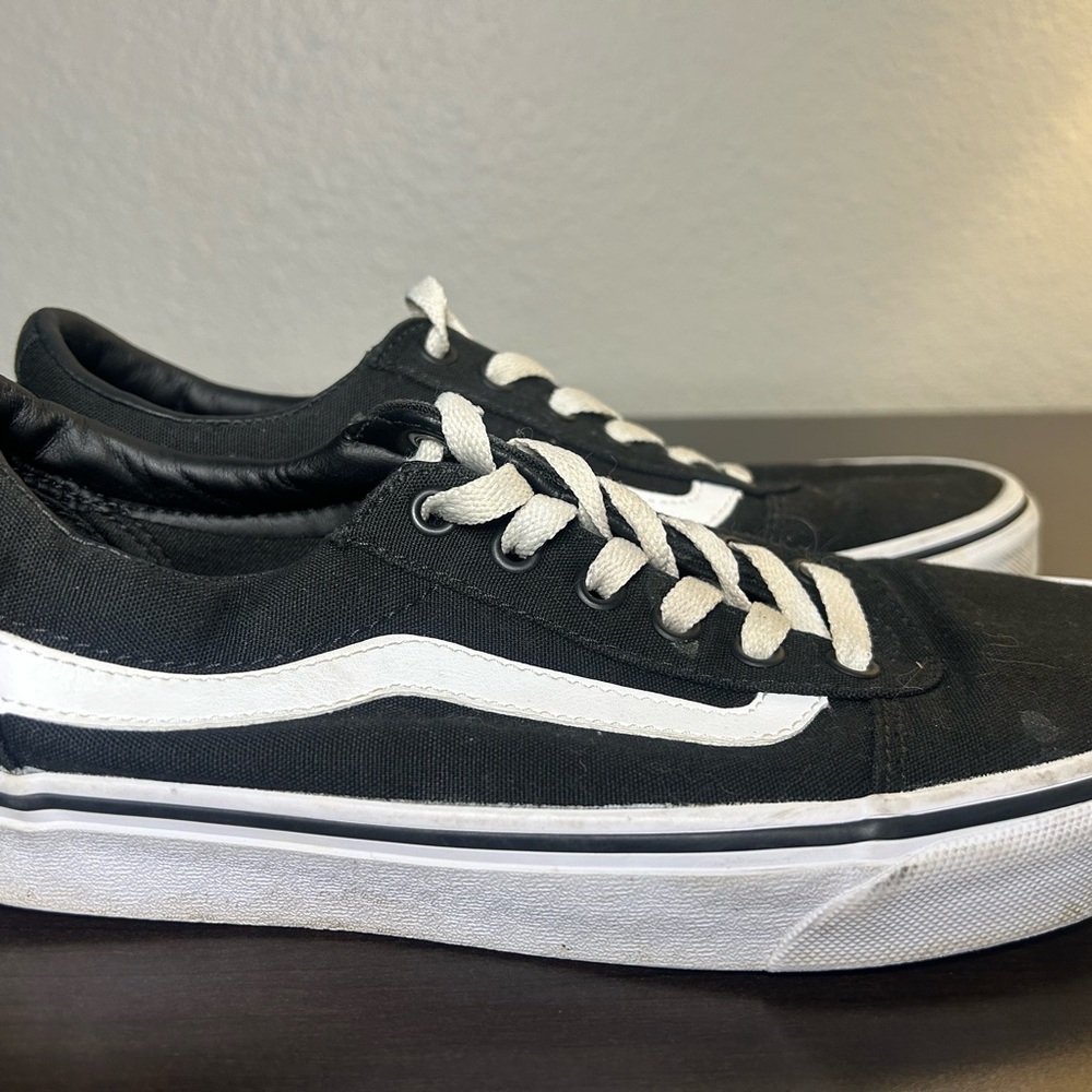 Black and White women’s Vans Sneakers